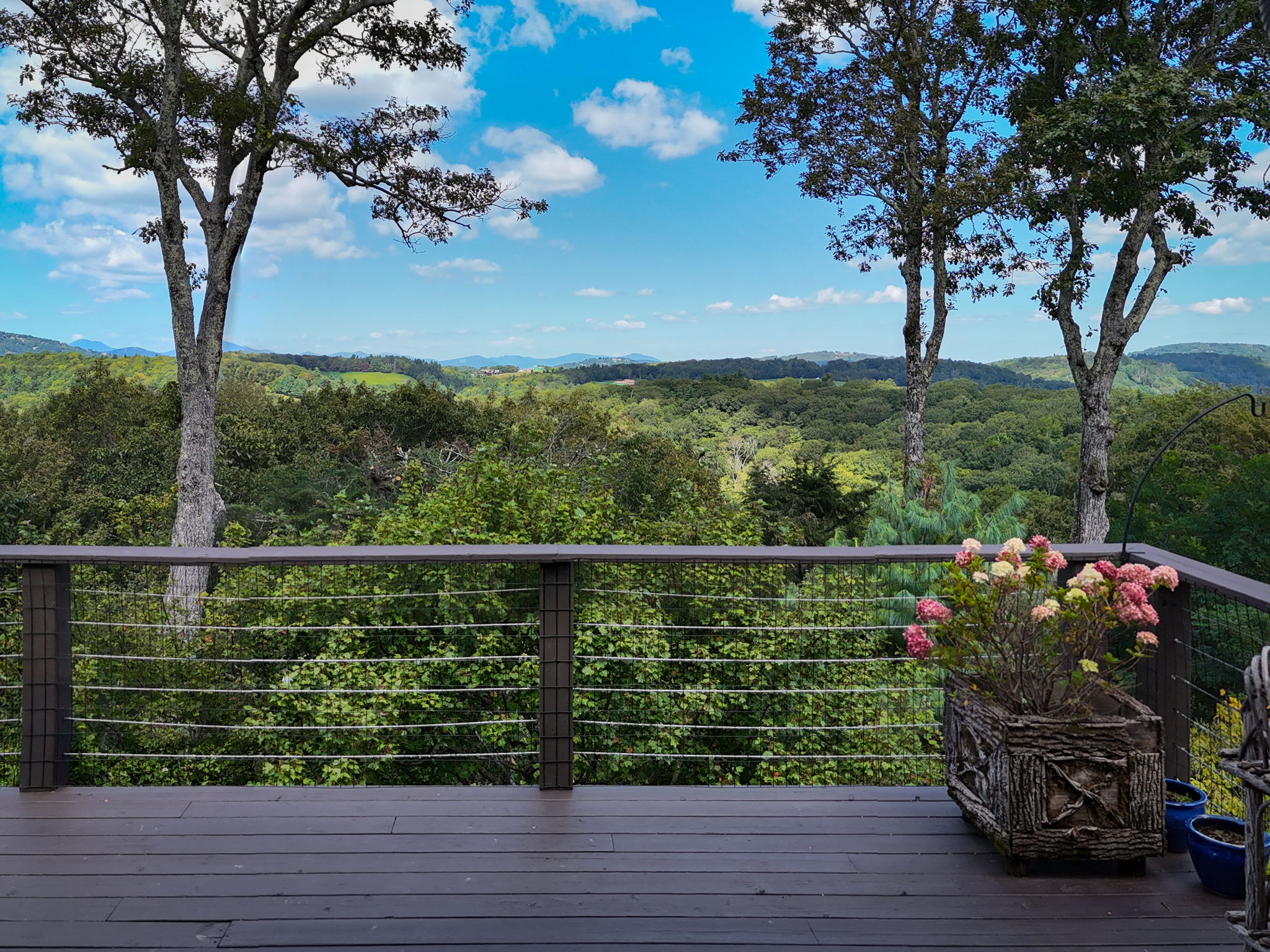 540GreenHillCircViews-3