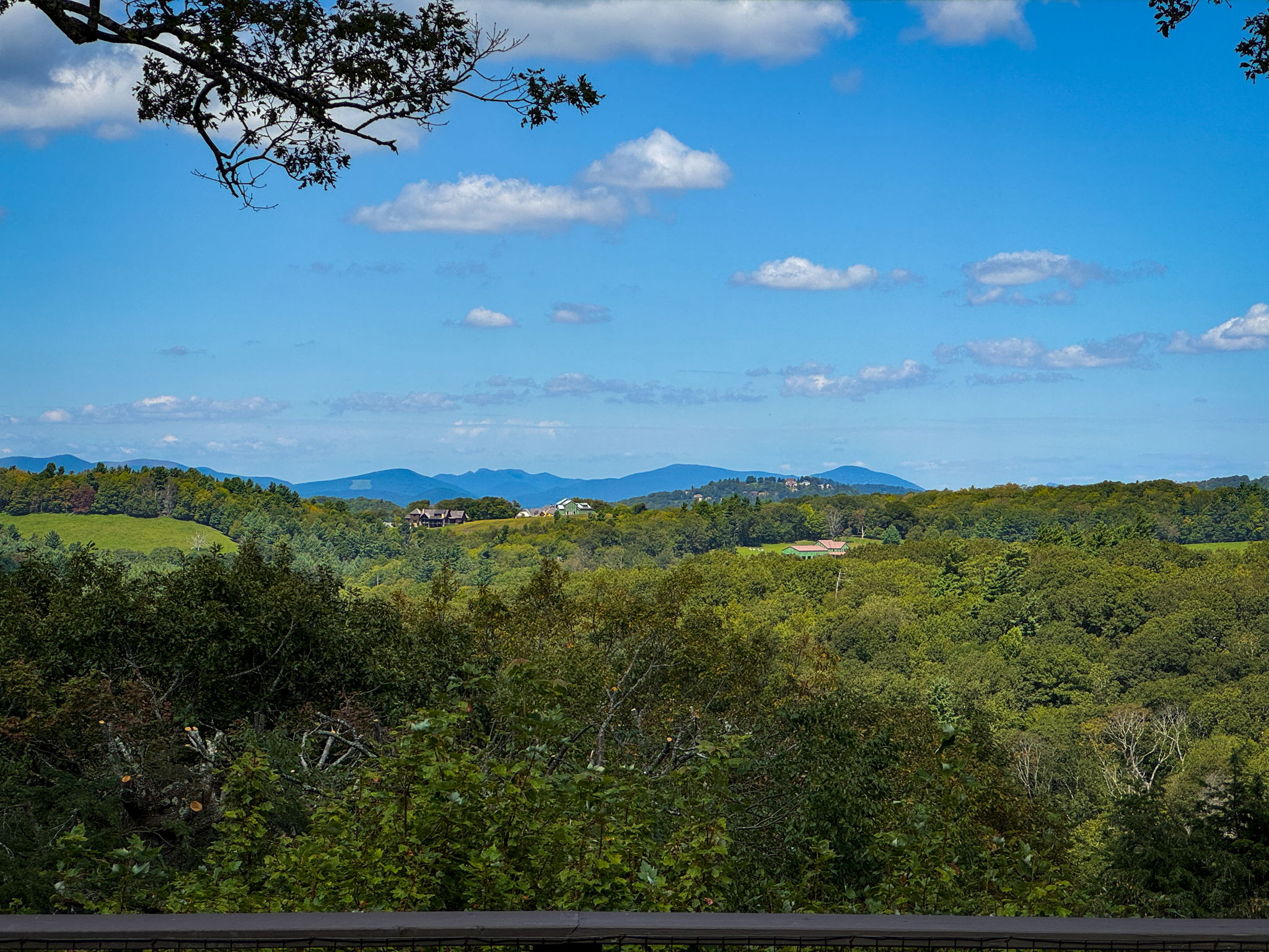 540GreenHillCircViews-4