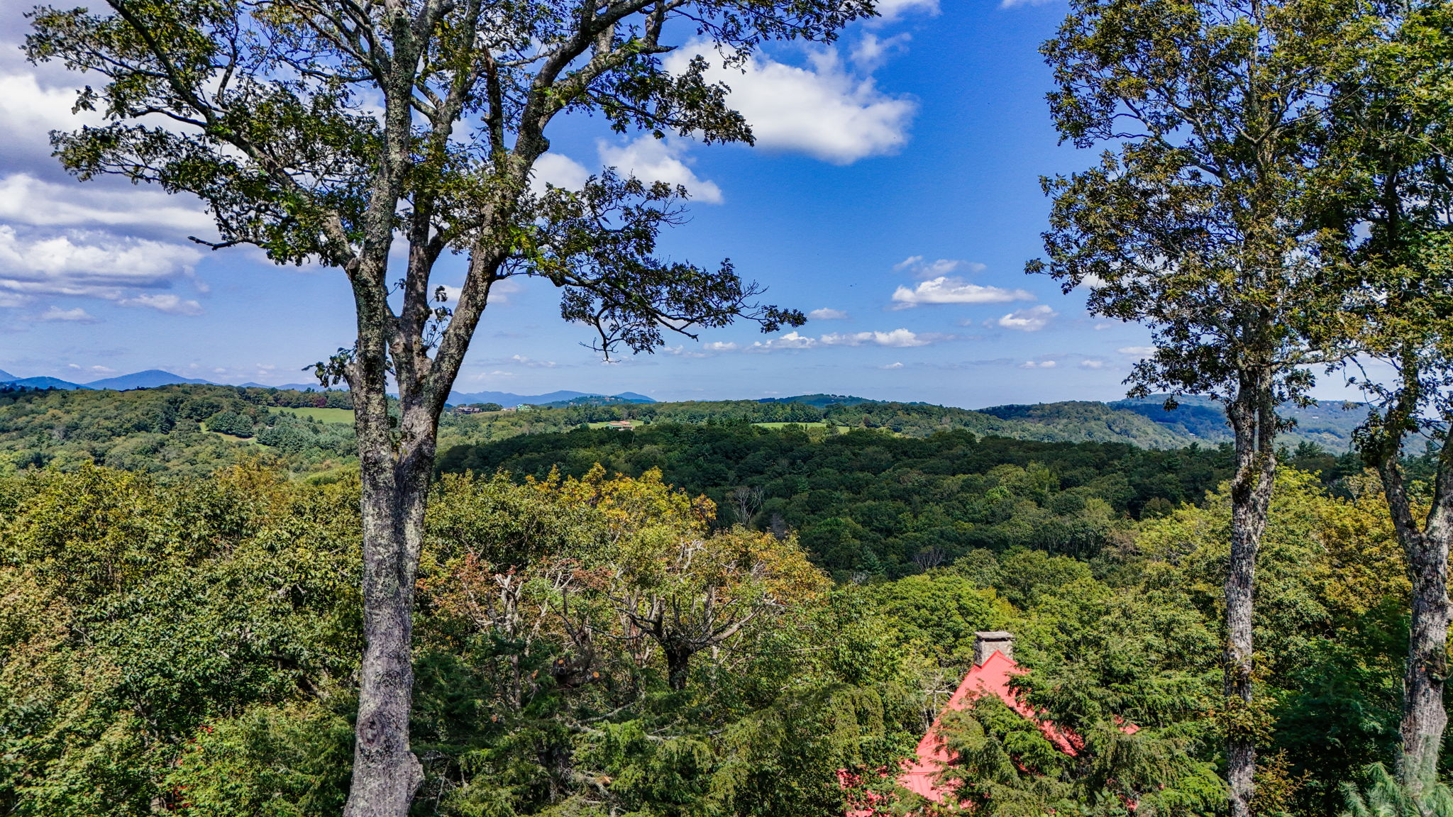 540GreenHillCircViews-8