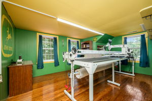  Photo 40