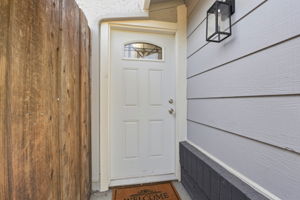 005_F8_540 Ripley Dr