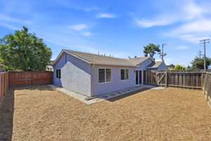 037_F8_540 Ripley Dr