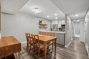 S Forest St 1-201-S2607-007.jpg