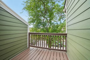 S Forest St 1-201-S2607-025.jpg