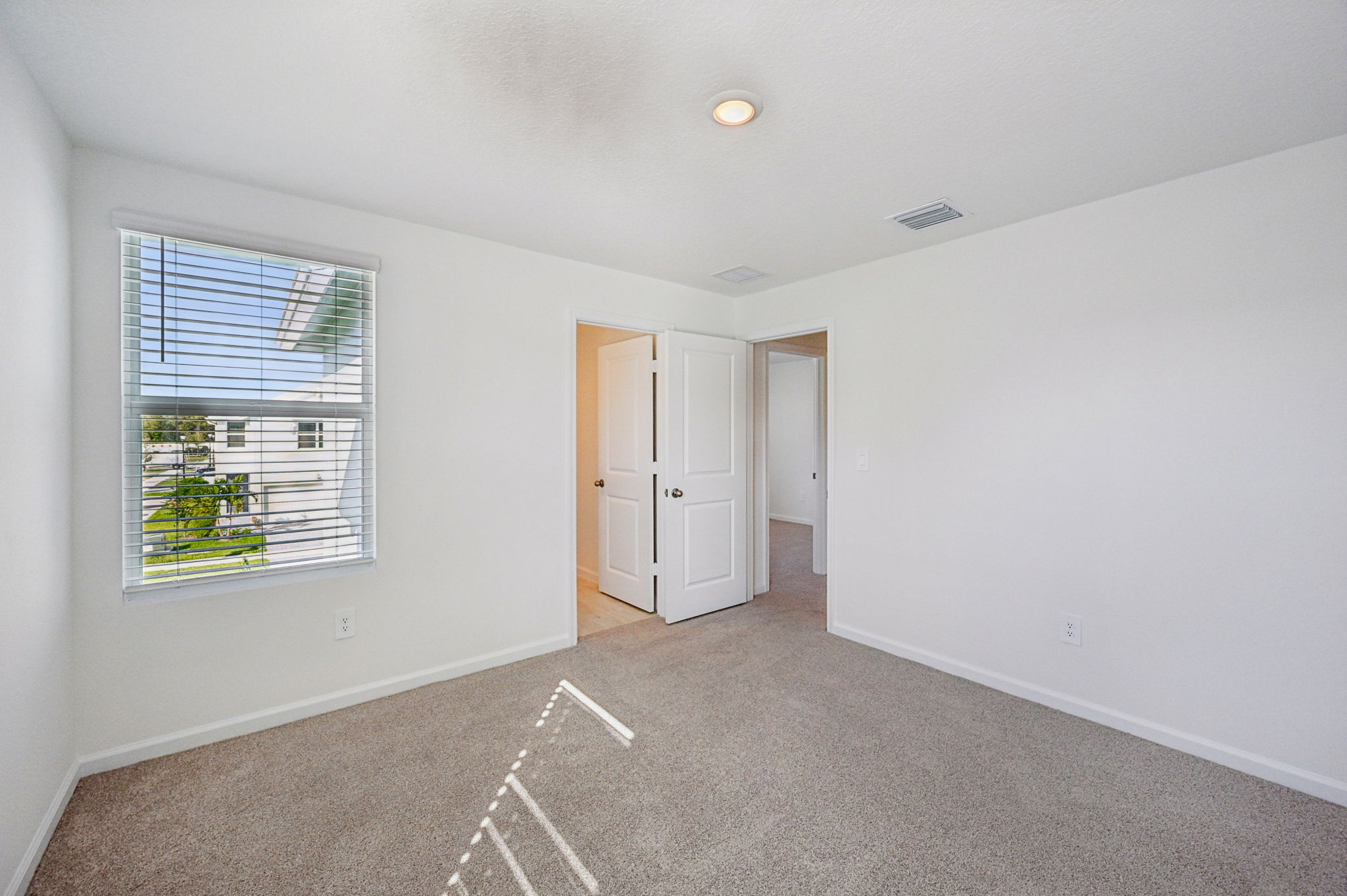 South Florida - Tidewater - 540 Salisbury Cir Fort Pierce FL 34982 - 023