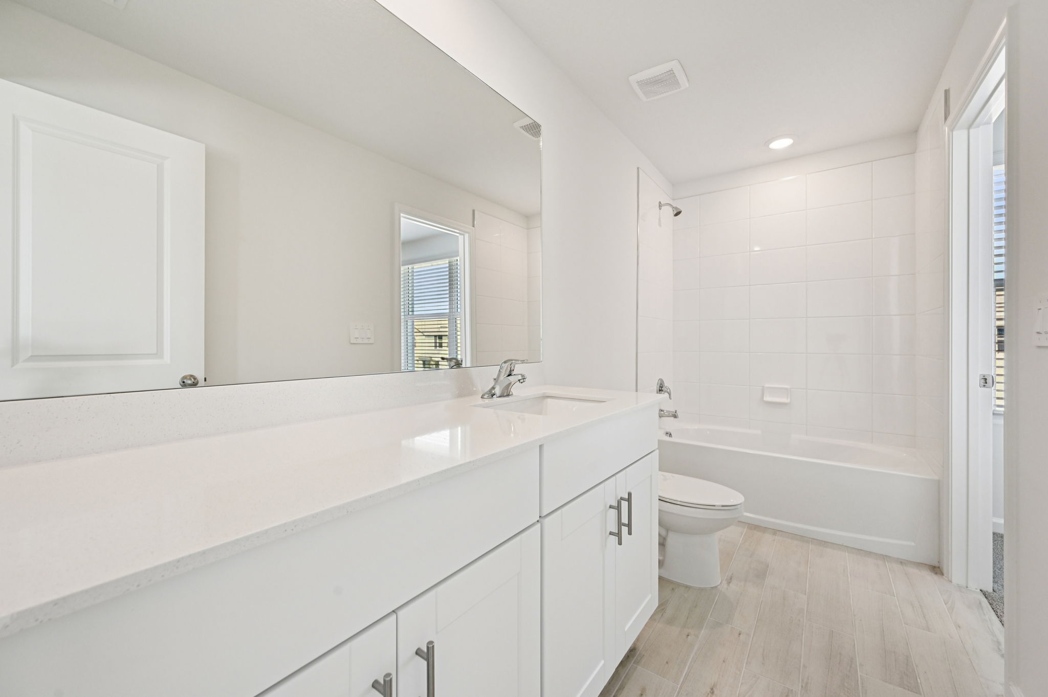 South Florida - Tidewater - 540 Salisbury Cir Fort Pierce FL 34982 - 024