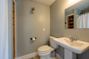 540 University Dr, Torrington, CT 06790, USA Photo 24