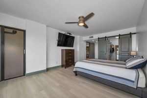 Primary Bedroom 1d