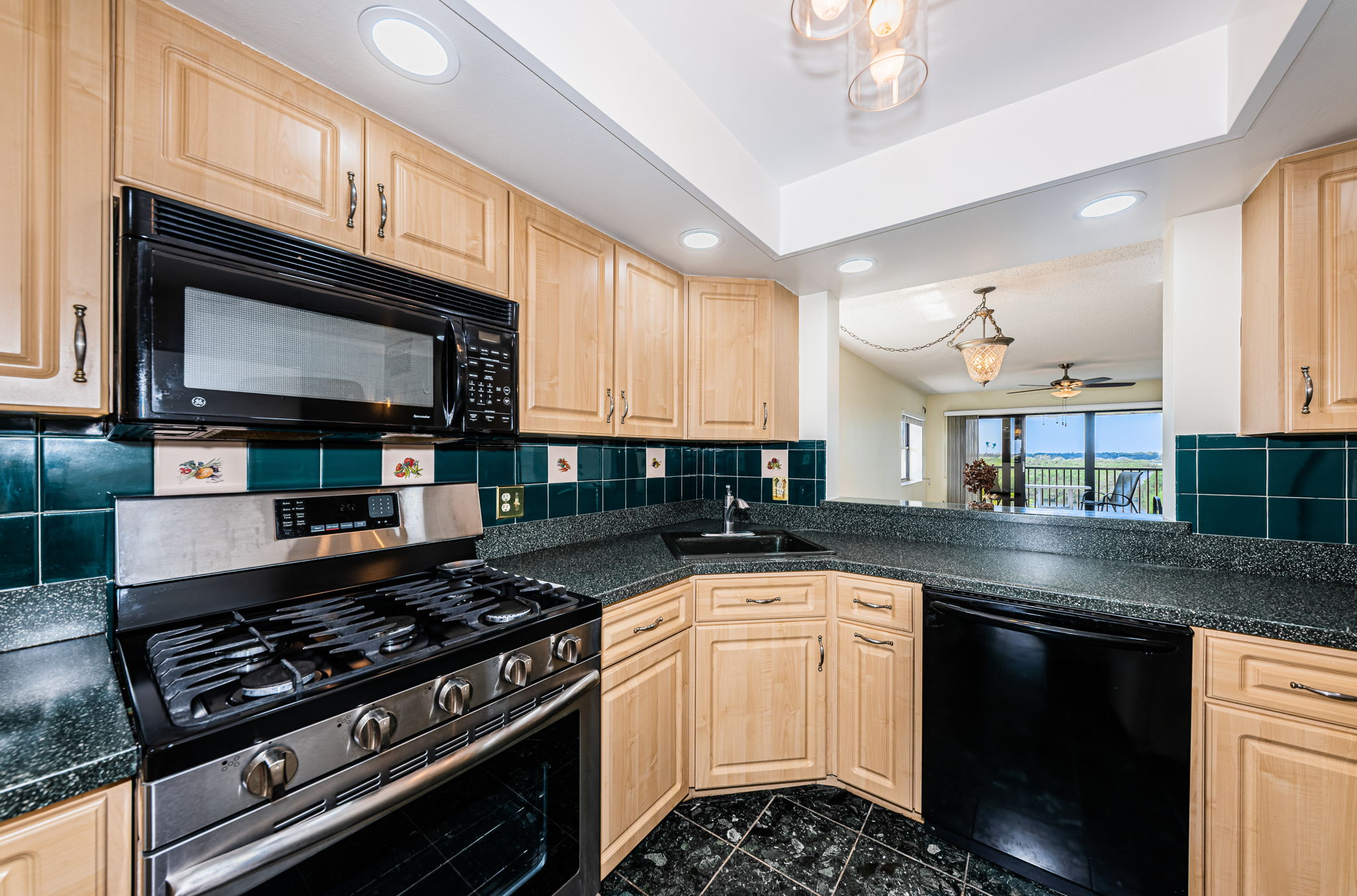 Kitchen 2