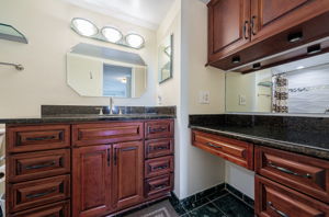 Primary Bathroom 1b