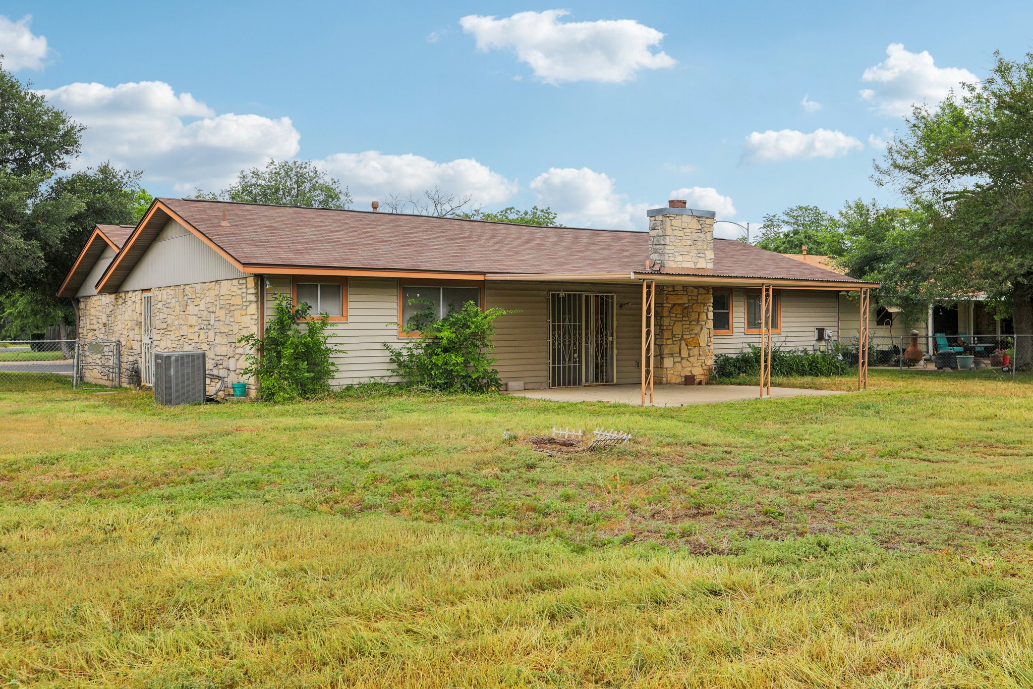 Salem Hill Dr-2605-032.jpg