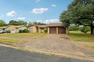 Salem Hill Dr-2605-006.jpg
