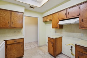 Salem Hill Dr-2605-013.jpg