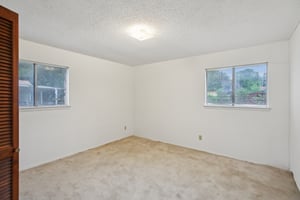 Salem Hill Dr-2605-015.jpg