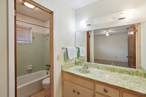 Salem Hill Dr-2605-026.jpg