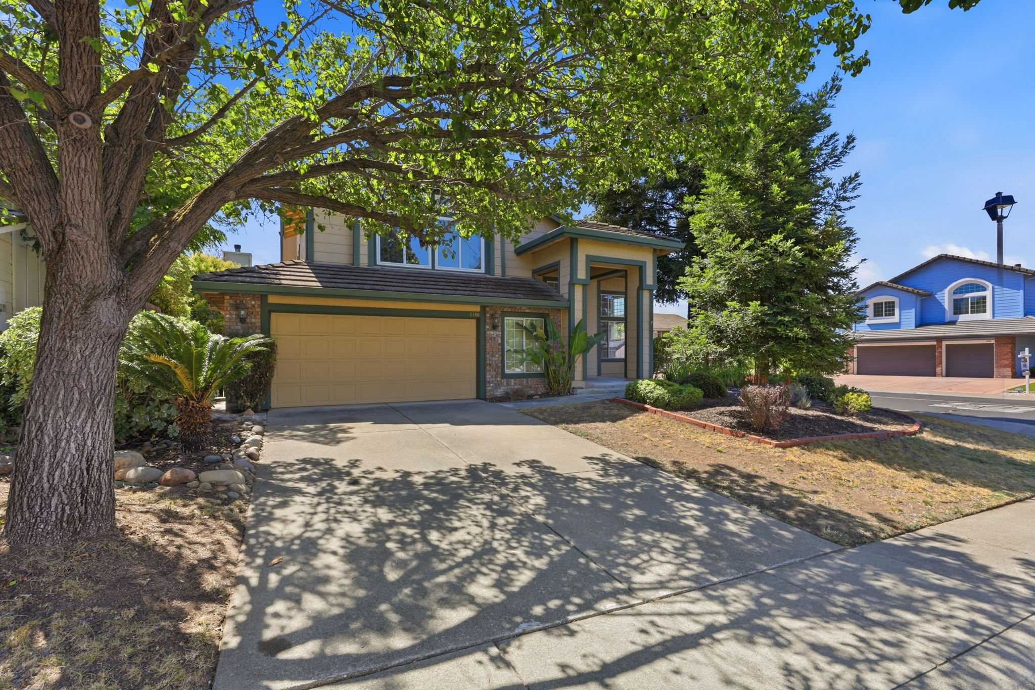 002_F8_5400 Sandpiper Ct