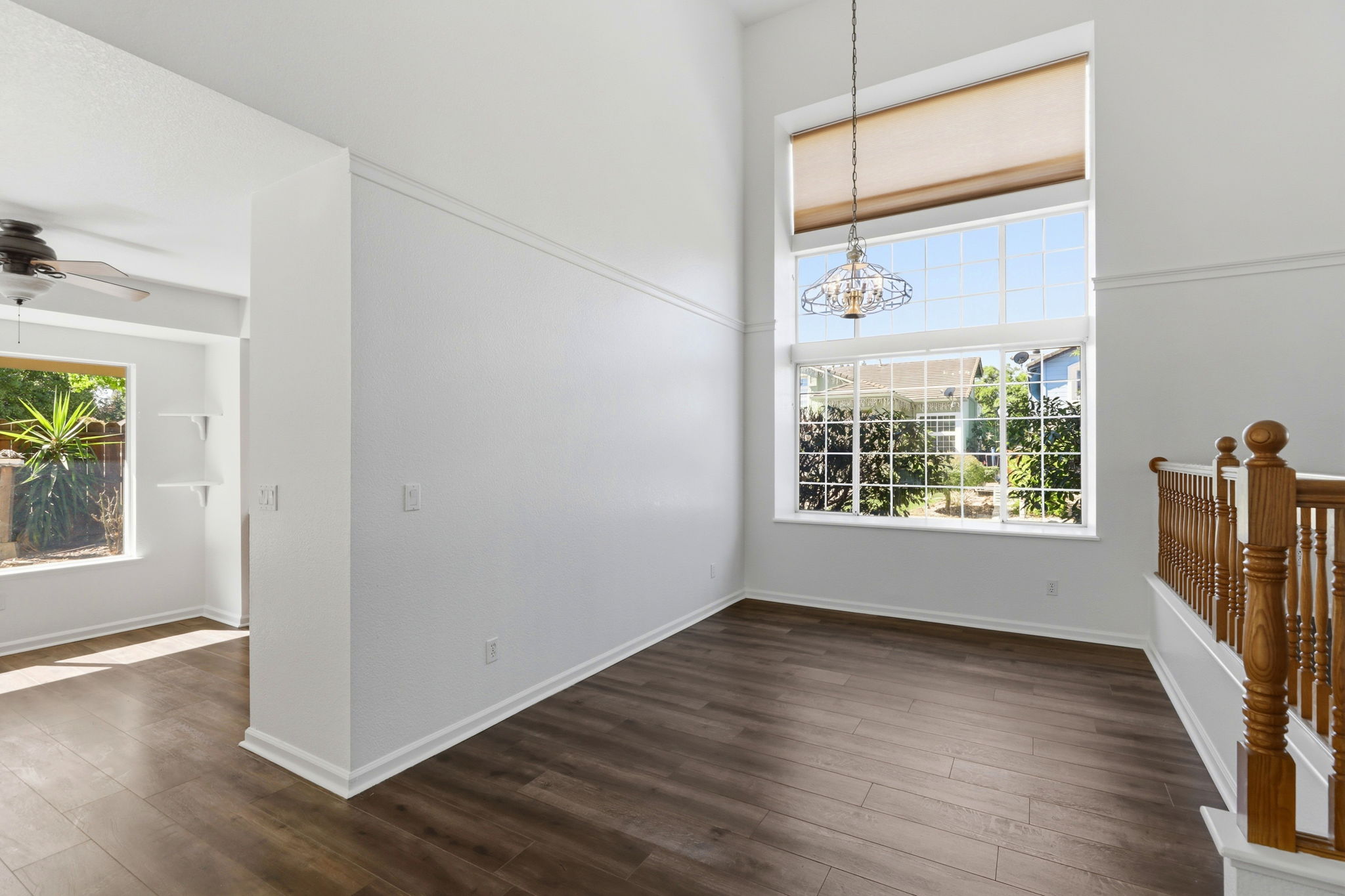 020_F8_5400 Sandpiper Ct