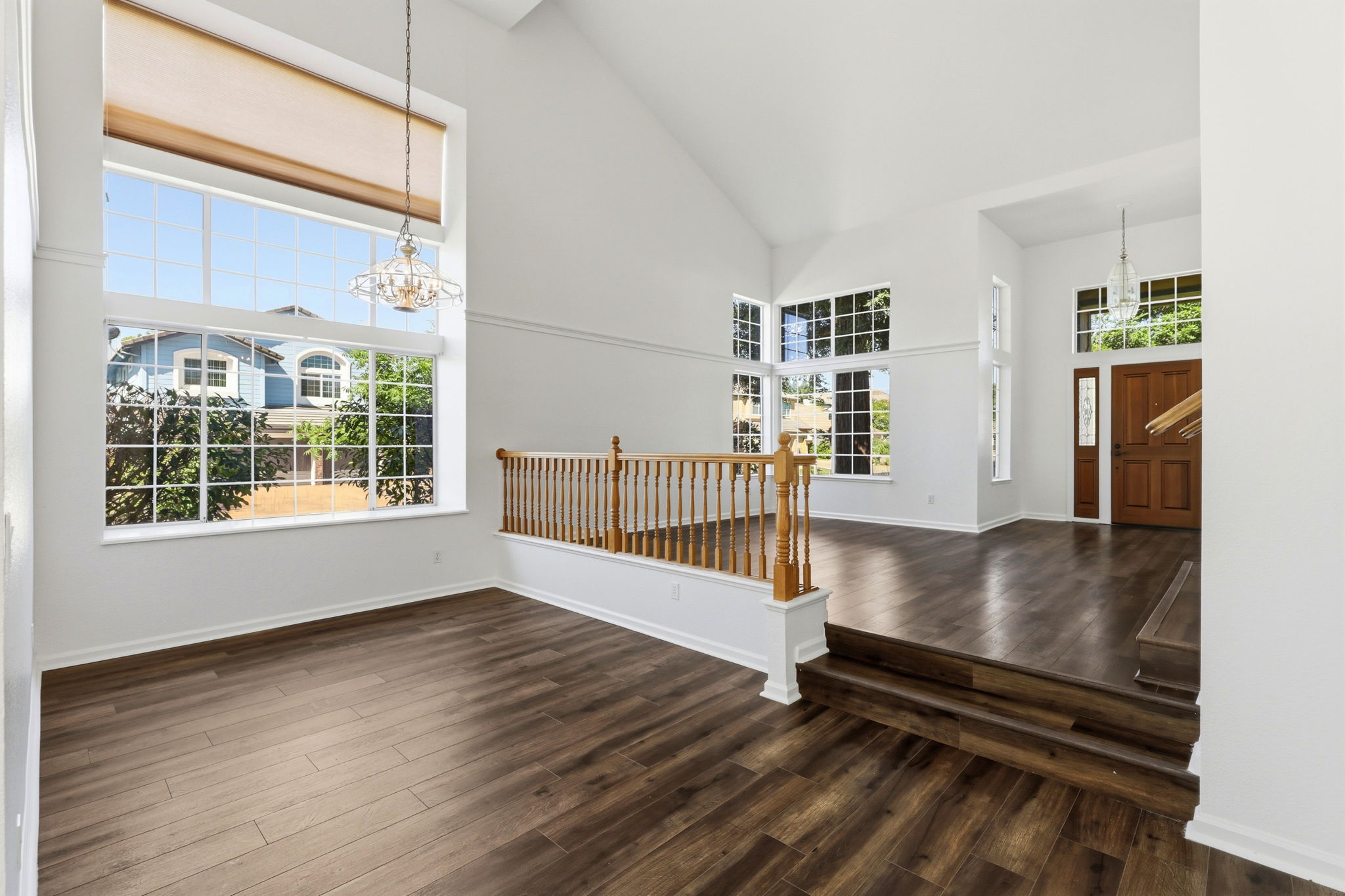021_F8_5400 Sandpiper Ct