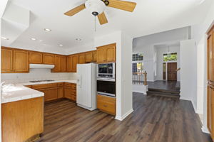 019_F8_5400 Sandpiper Ct