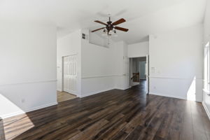 025_F8_5400 Sandpiper Ct