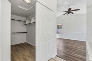 032_F8_5400 Sandpiper Ct