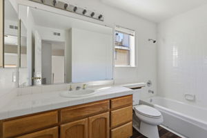 036_F8_5400 Sandpiper Ct