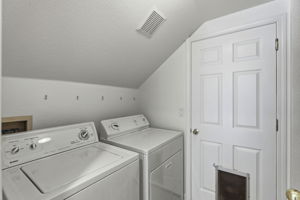 039_F8_5400 Sandpiper Ct