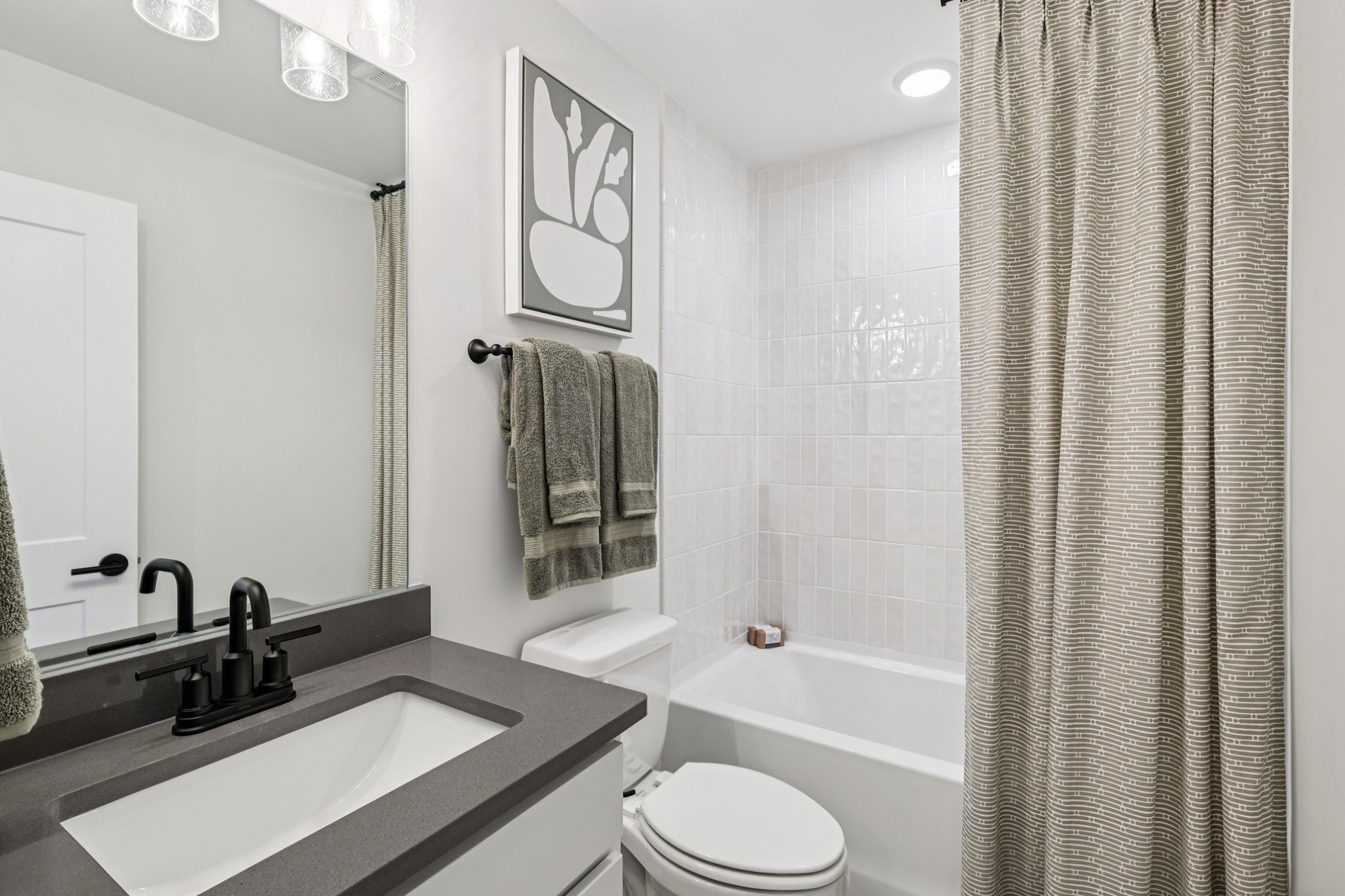 5401 Ayana Dr-S1811-062