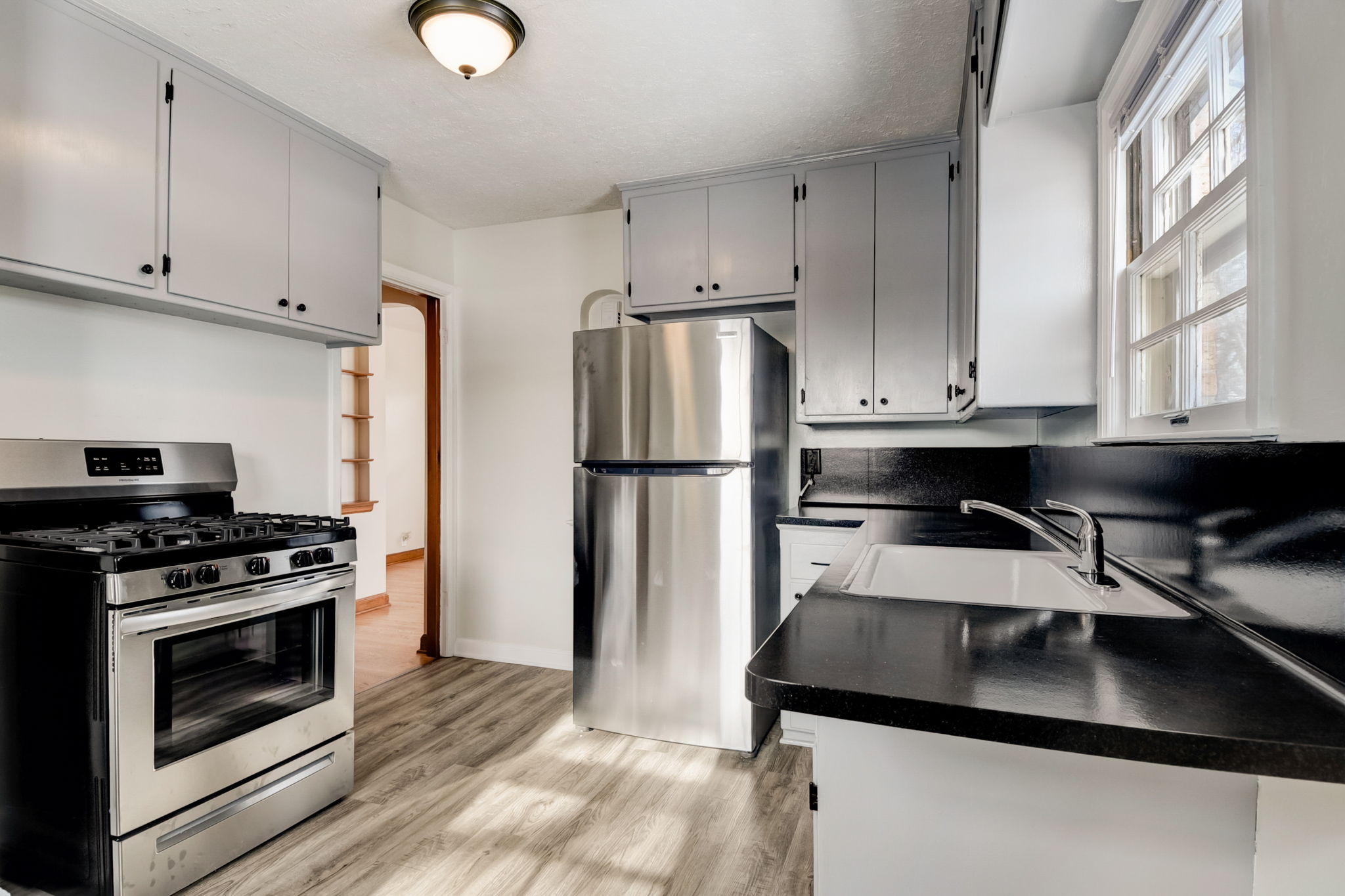 N 40th St-009