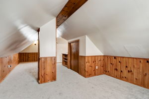 N 40th St-015