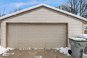 N 40th St-034
