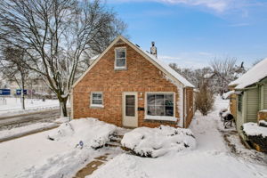 N 40th St-036