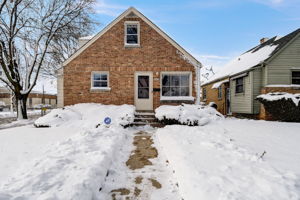 N 40th St-003