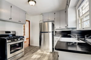 N 40th St-011