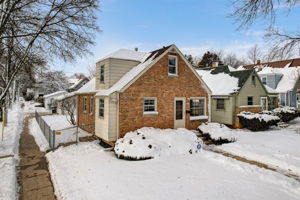 N 40th St-035