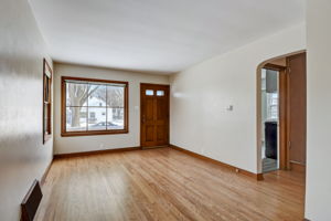 N 40th St-005
