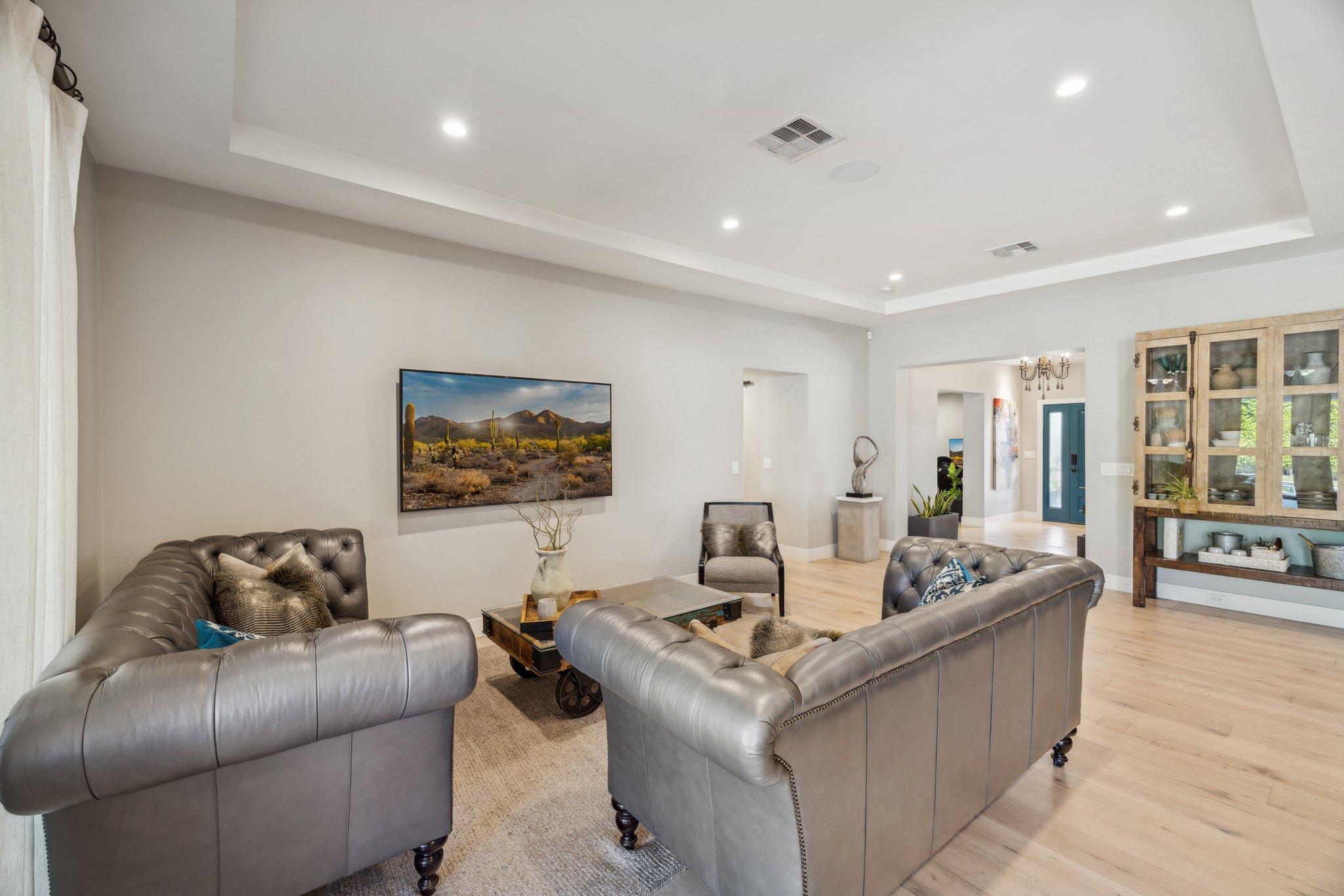 5402 E Corrine Dr - 014.jpg