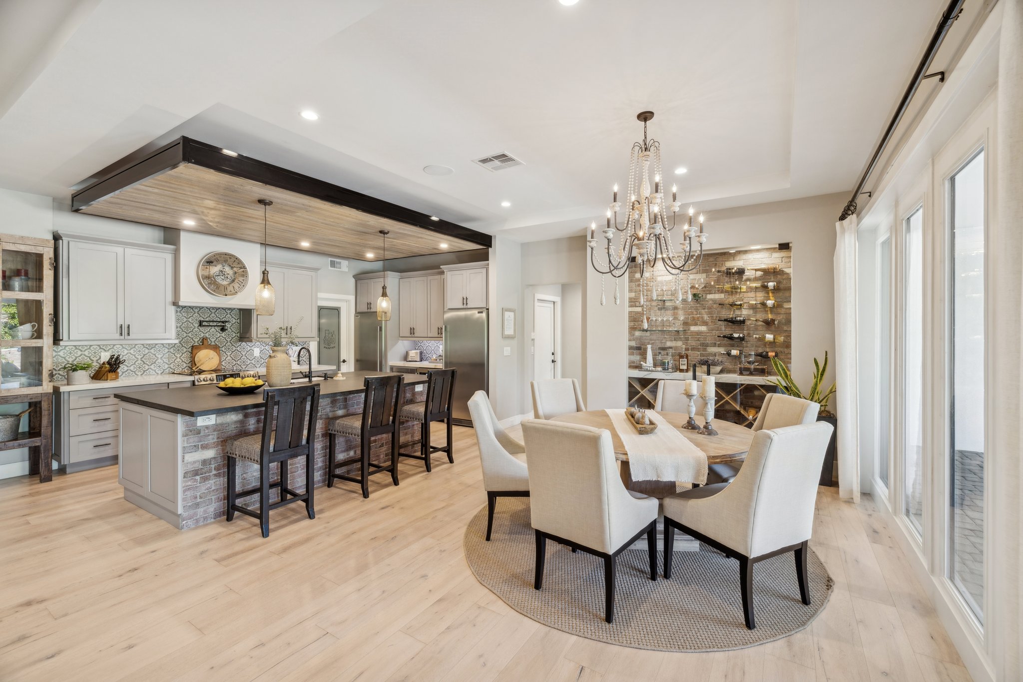 5402 E Corrine Dr - 015.jpg