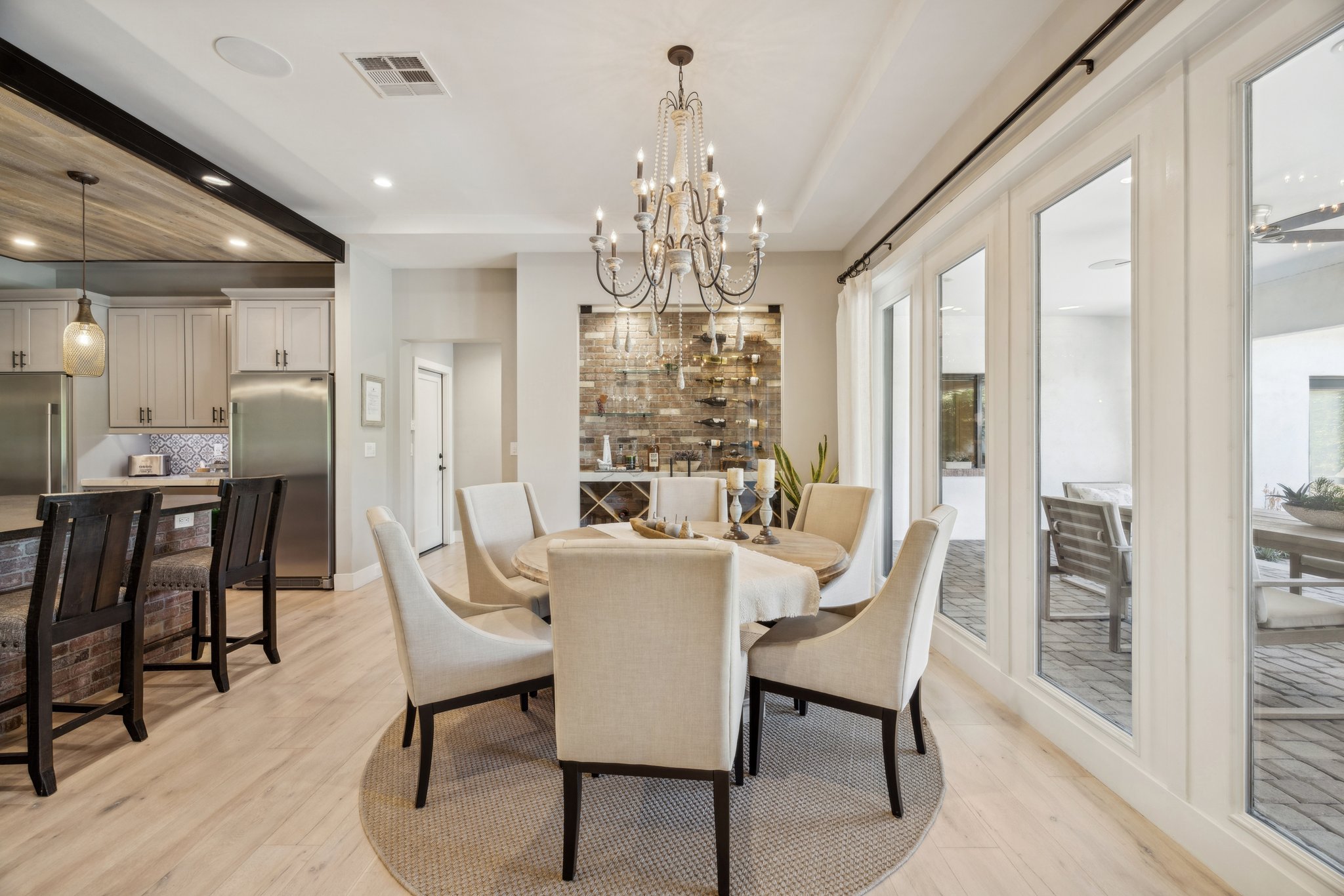 5402 E Corrine Dr - 016.jpg