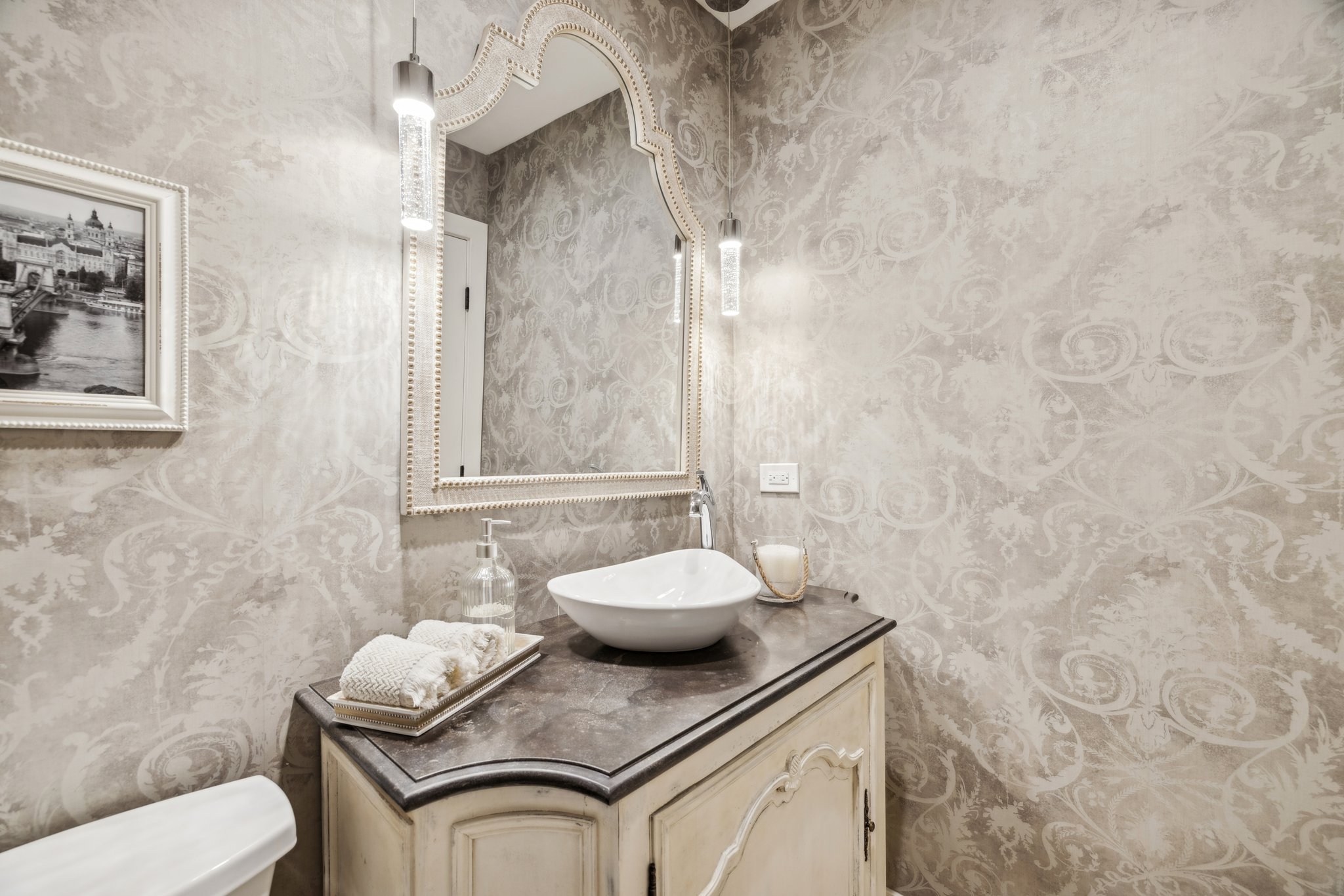 5402 E Corrine Dr - 044.jpg