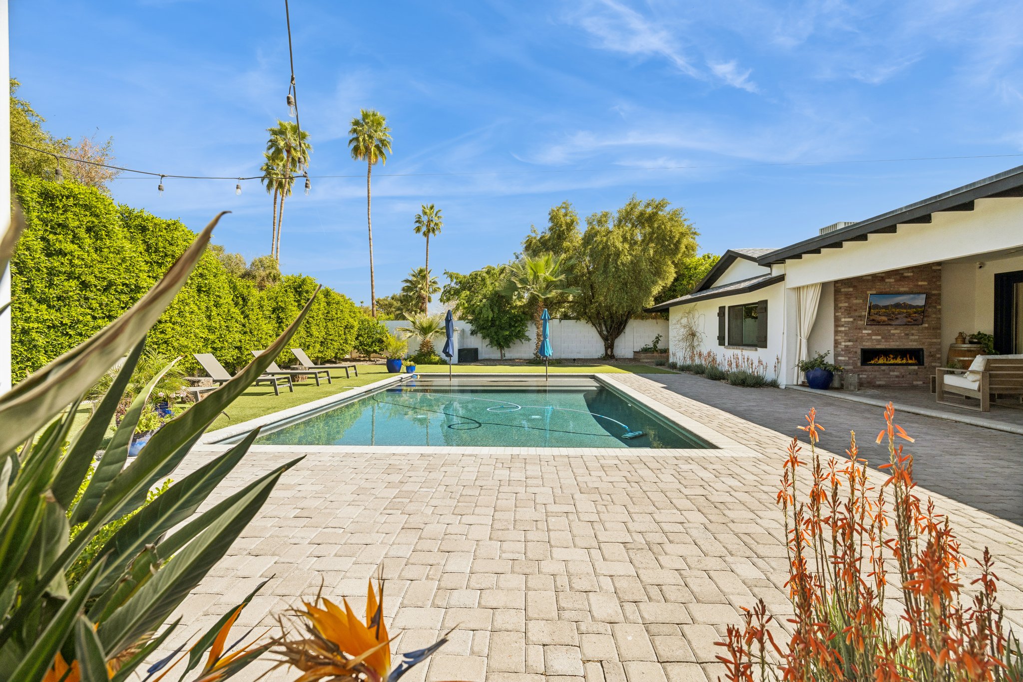 5402 E Corrine Dr - 064.jpg