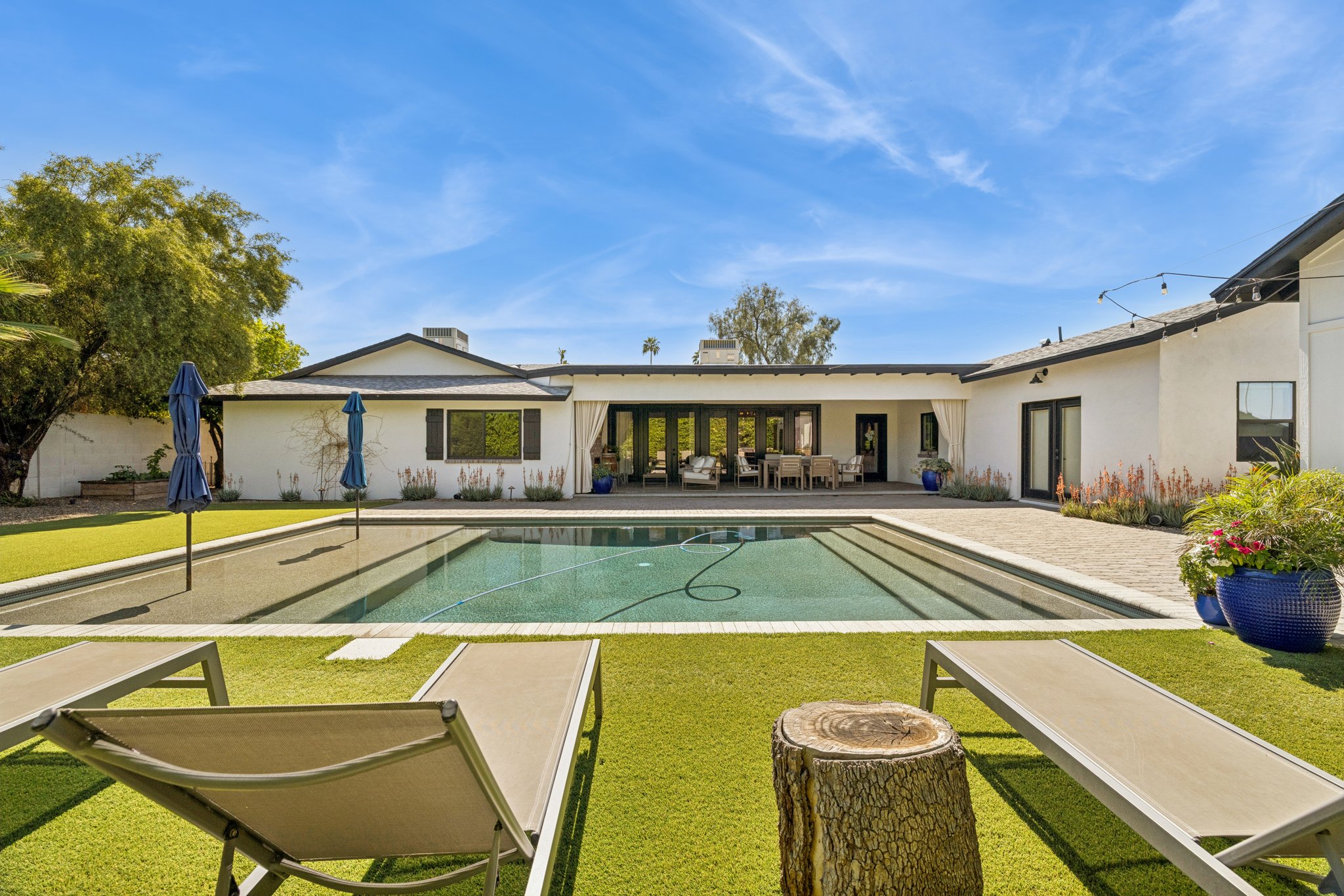 5402 E Corrine Dr - 068.jpg