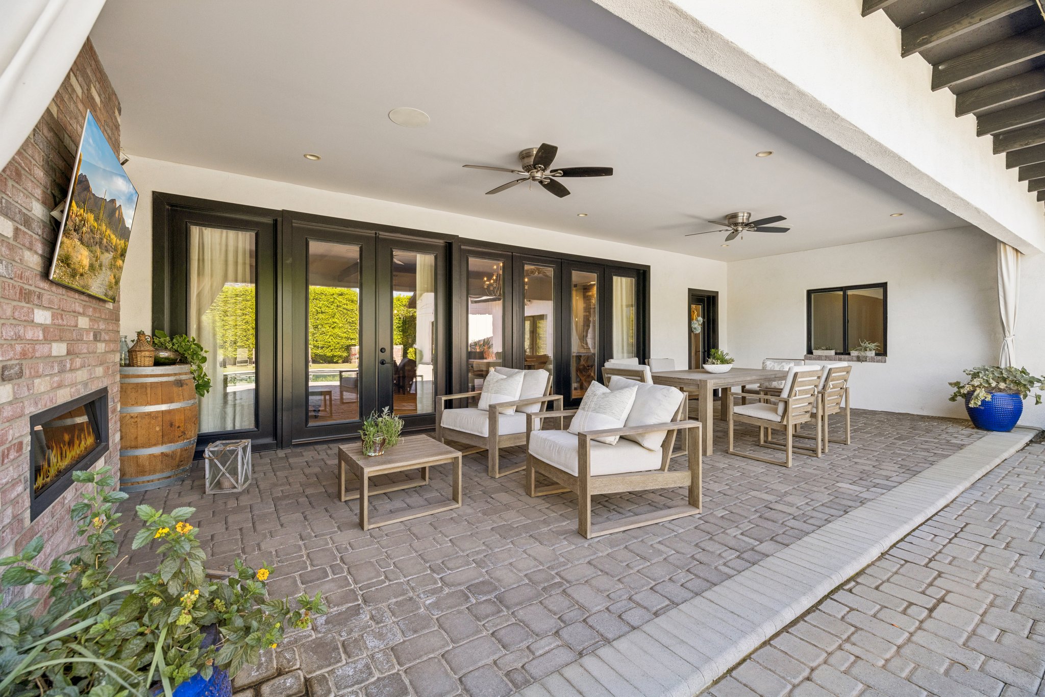 5402 E Corrine Dr - 075.jpg