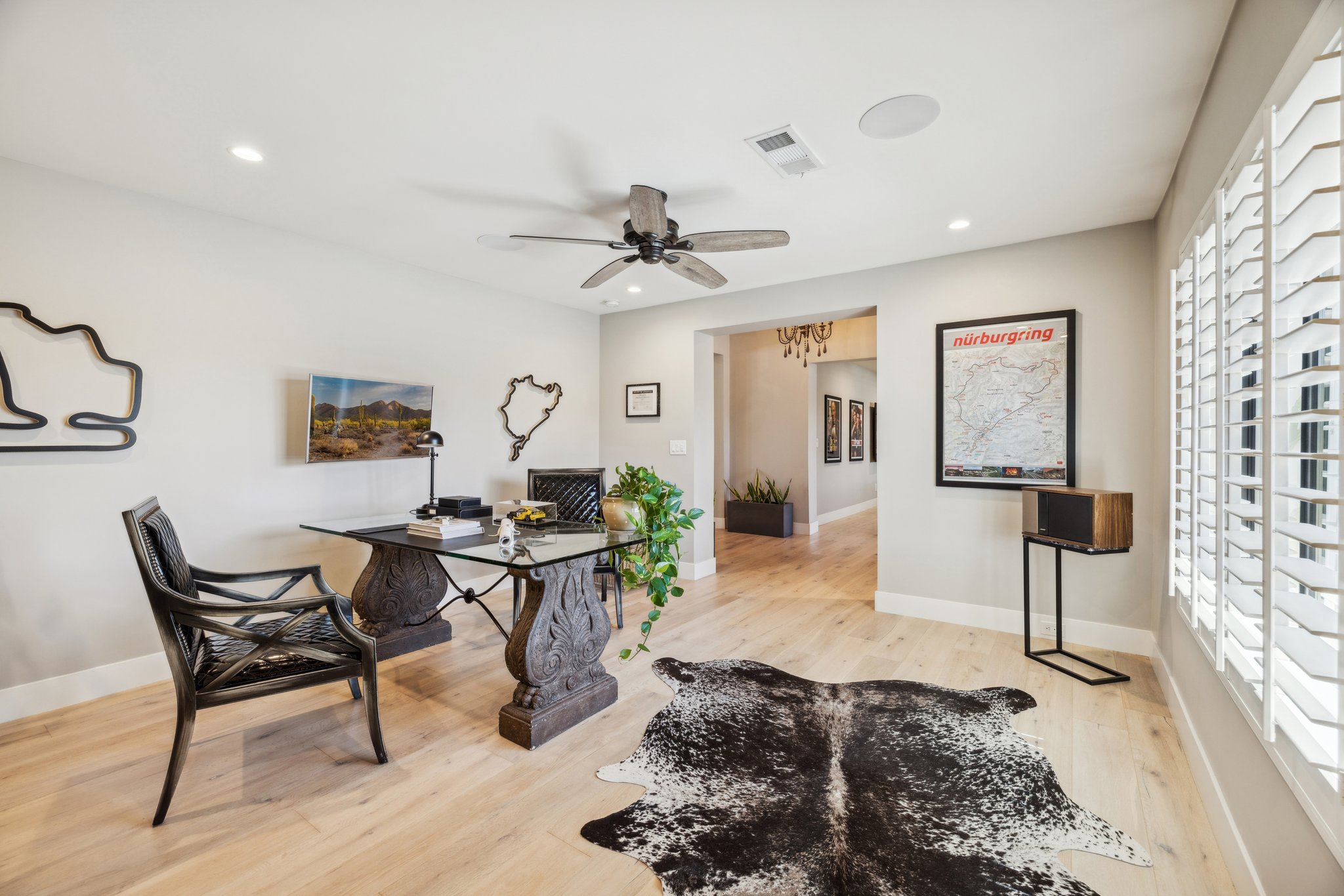 5402 E Corrine Dr - 083.jpg