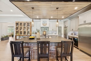 5402 E Corrine Dr - 020.jpg