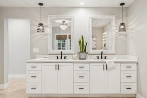 5402 E Corrine Dr - 036.jpg