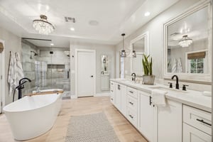 5402 E Corrine Dr - 037.jpg