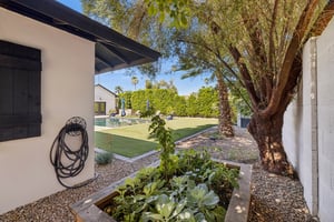 5402 E Corrine Dr - 074.jpg