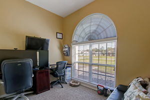 Bedroom/Office