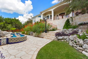 Large Fountain